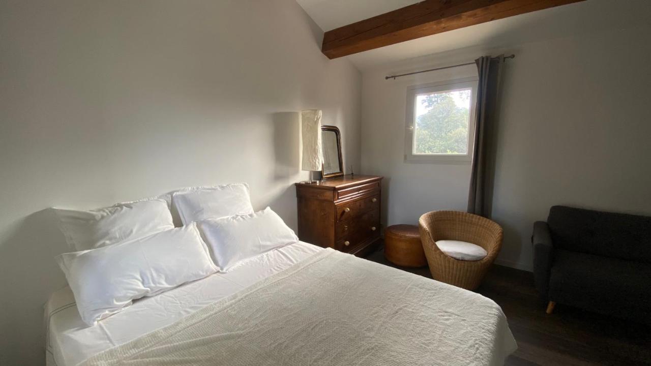 Les Magnolias Bed & Breakfast Marseille Exterior photo